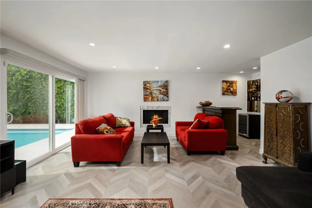 2303 N Magnolia, Palm Springs, California 92262 home-pic-24