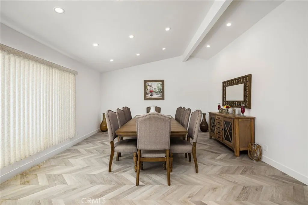 2303 N Magnolia, Palm Springs, California 92262 home-pic-11