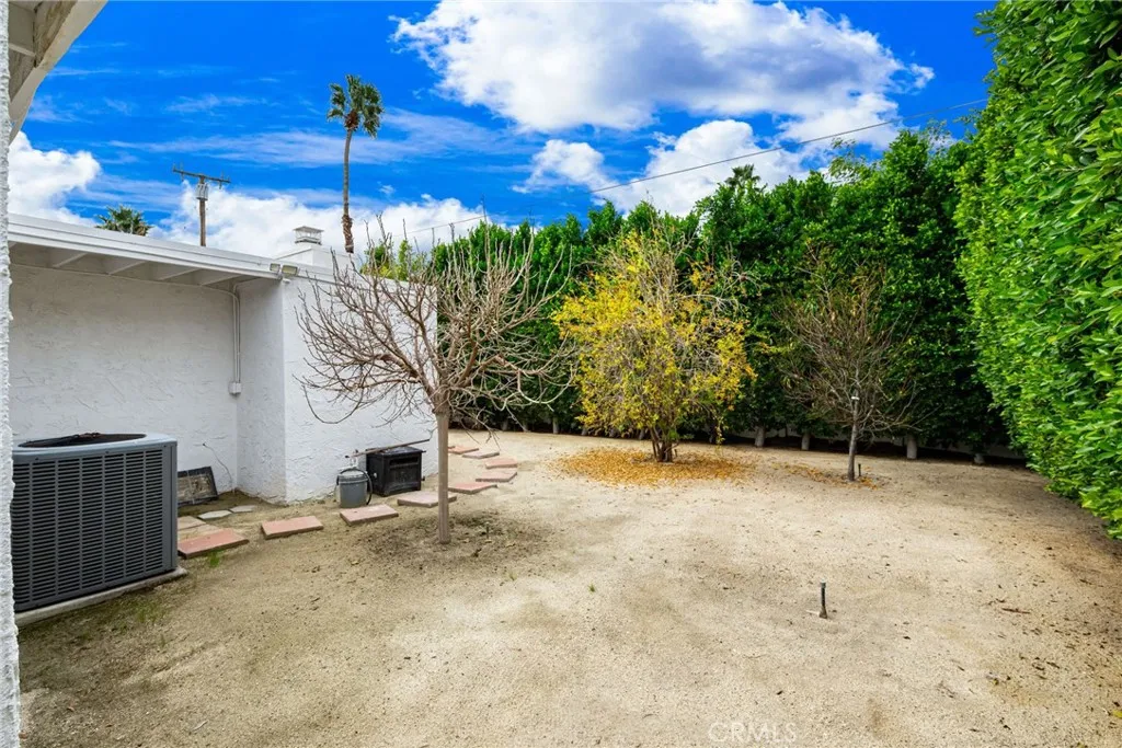 2303 N Magnolia, Palm Springs, California 92262 home-pic-44