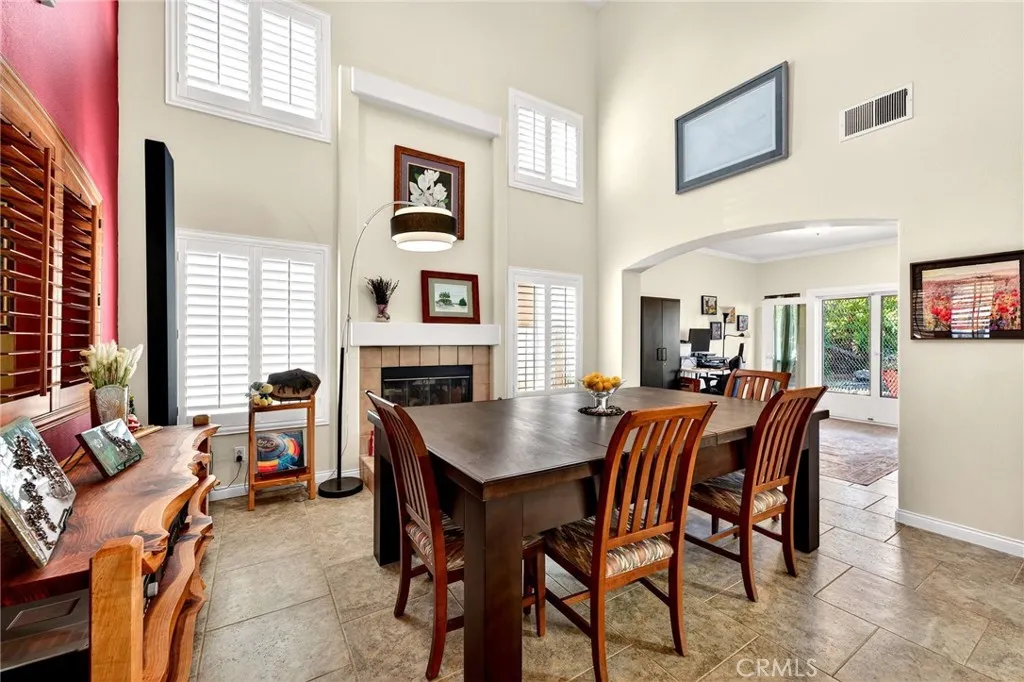 45371 Corte Progreso, Temecula, California 92592 home-pic-8