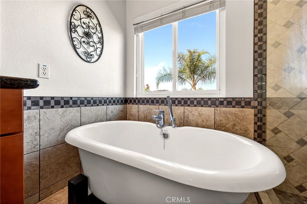 45371 Corte Progreso, Temecula, California 92592 home-pic-31
