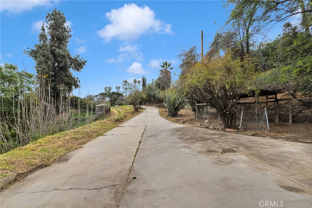 31460 Knoll, Redlands, California 92373 home-pic-18