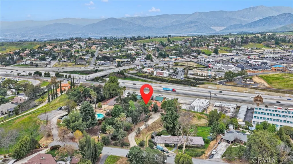 31460 Knoll, Redlands, California 92373 home-pic-40