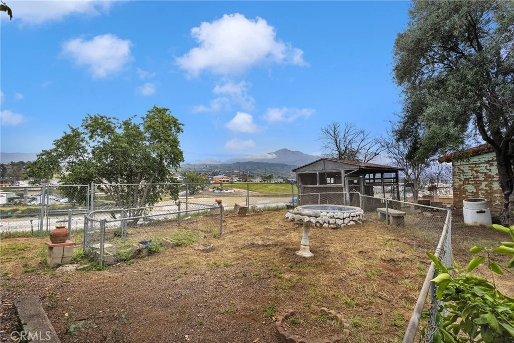 31460 Knoll, Redlands, California 92373 home-pic-25