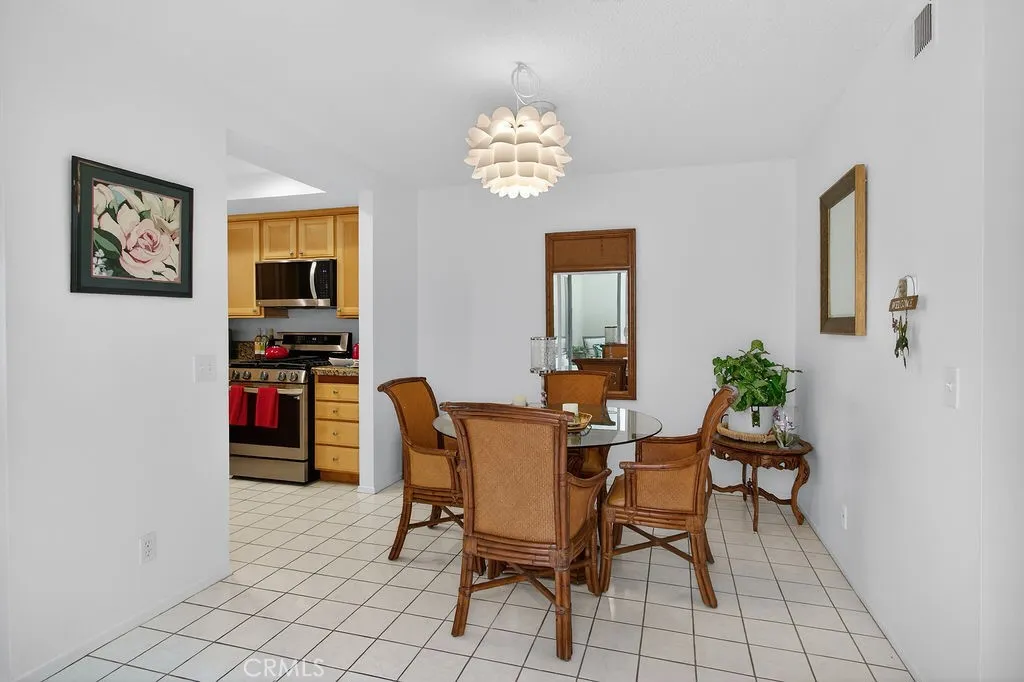 8816 Yuba Circle 1108b, Huntington Beach, California 92646 home-pic-5