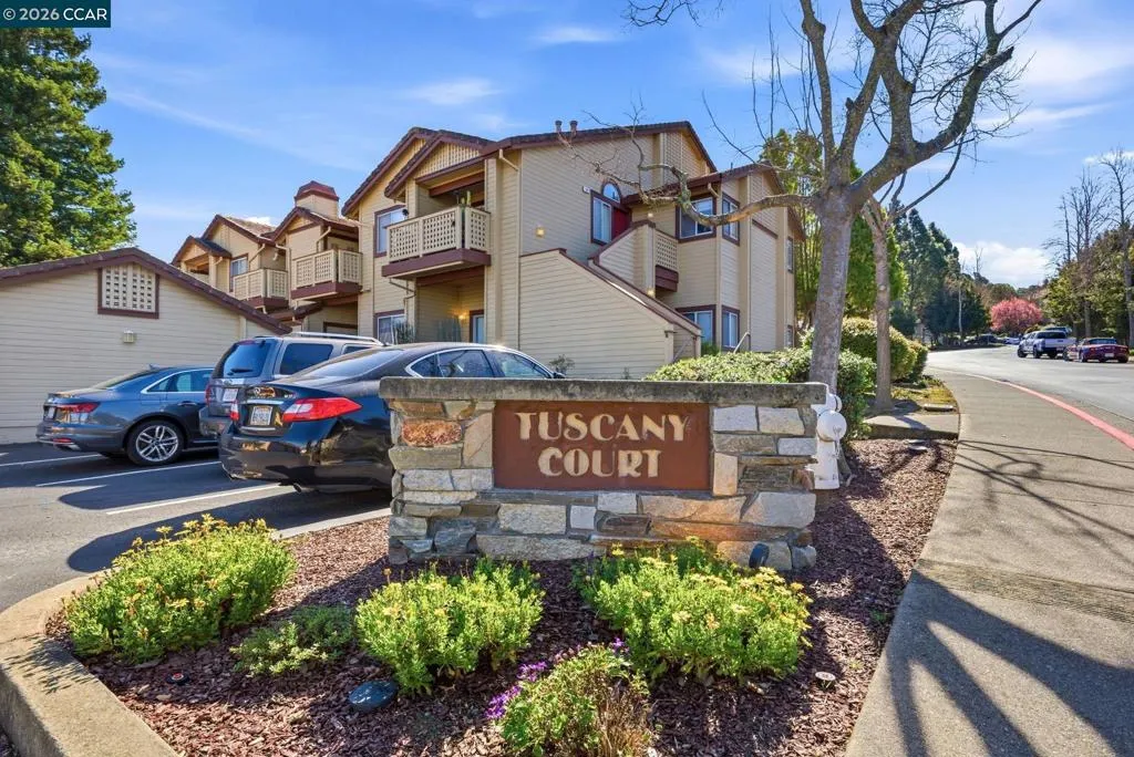139 139 Tuscany Ct, Hercules, California 94547 home-pic-3