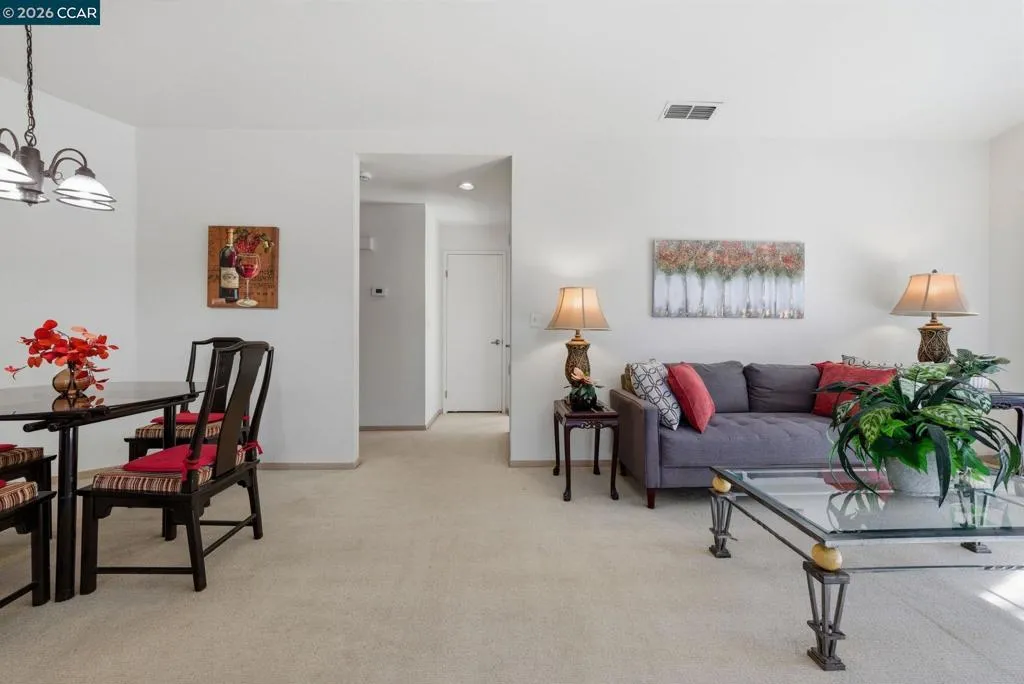 139 139 Tuscany Ct, Hercules, California 94547 home-pic-9