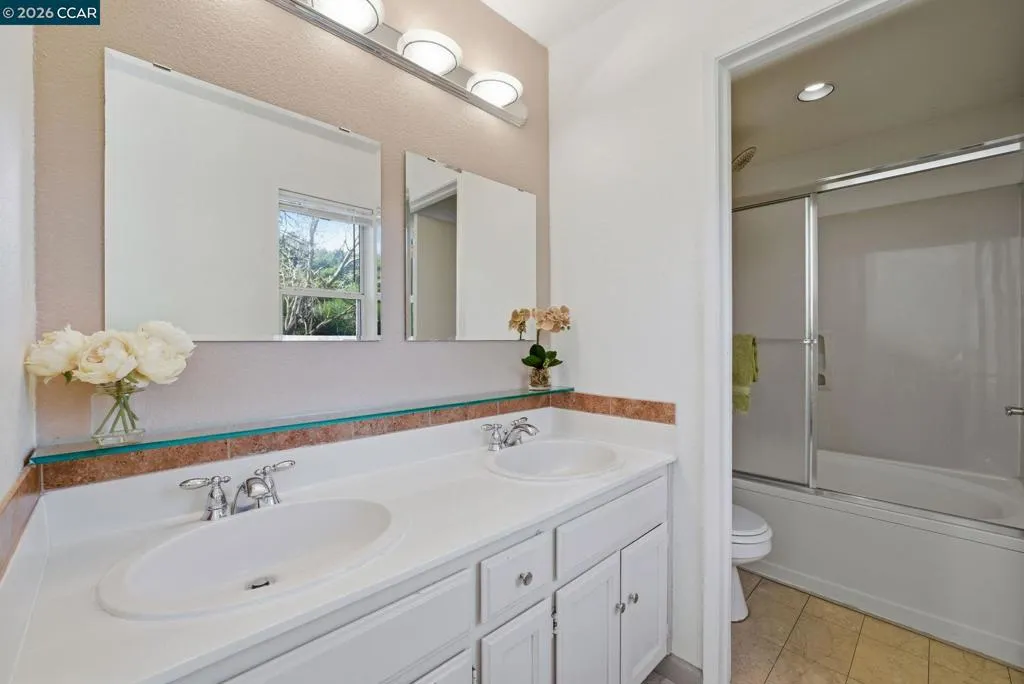 139 139 Tuscany Ct, Hercules, California 94547 home-pic-26