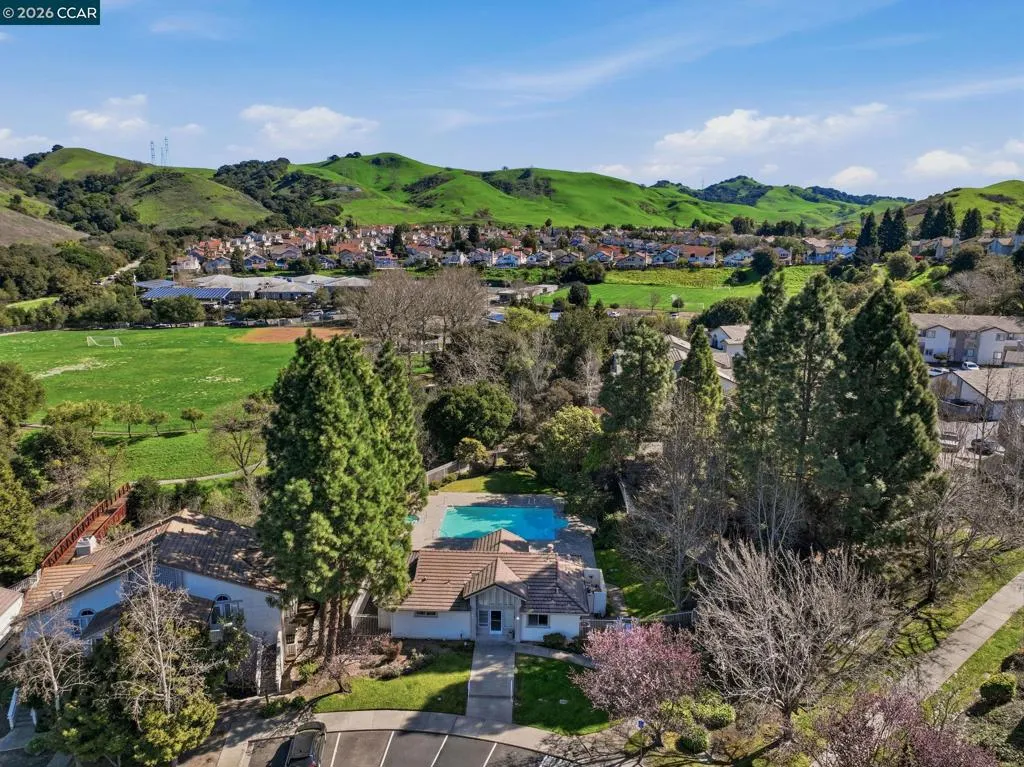 139 139 Tuscany Ct, Hercules, California 94547 home-pic-50
