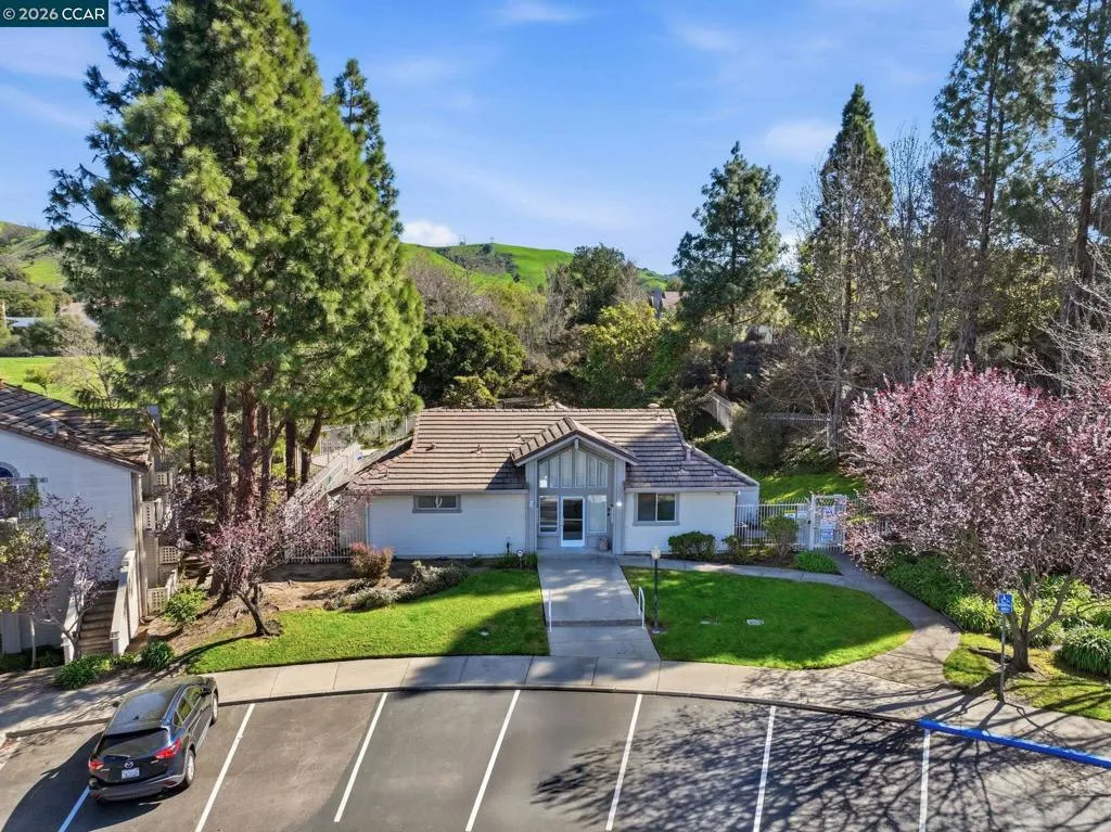 139 139 Tuscany Ct, Hercules, California 94547 home-pic-49