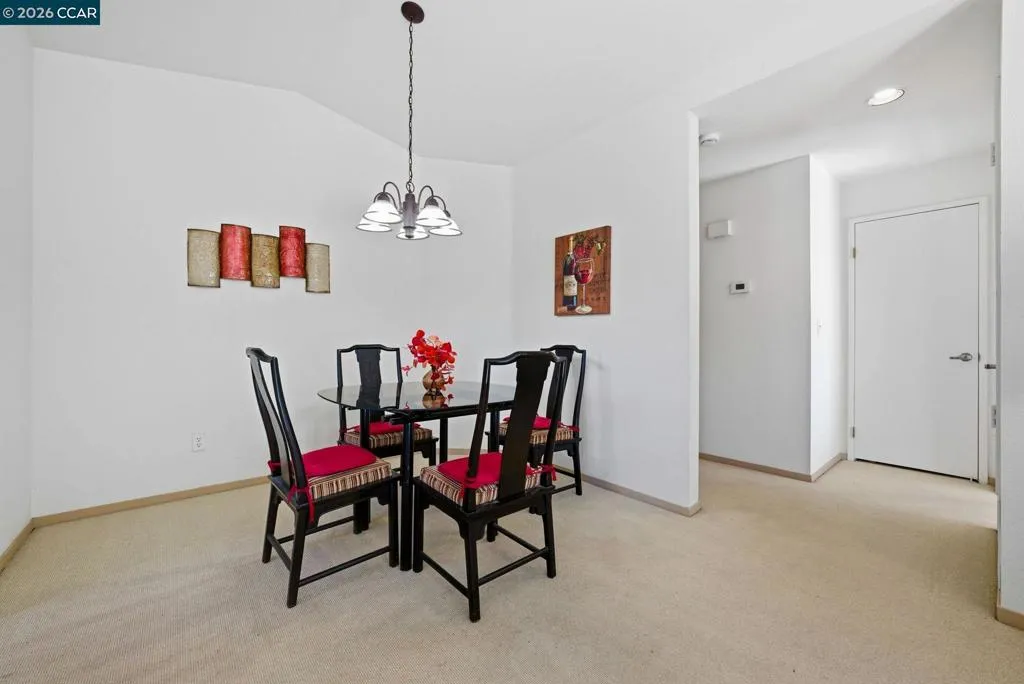 139 139 Tuscany Ct, Hercules, California 94547 home-pic-12
