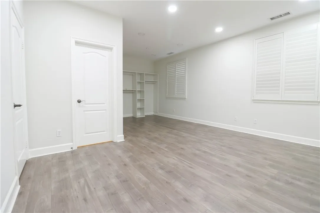 2850 N Stone Pine, Santa Ana, California 92706 home-pic-30