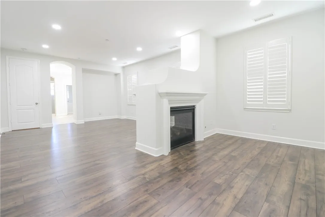 2850 N Stone Pine, Santa Ana, California 92706 home-pic-40