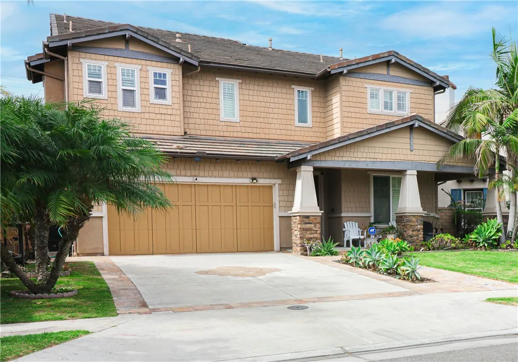 2850 N Stone Pine, Santa Ana, California 92706 home-pic-2