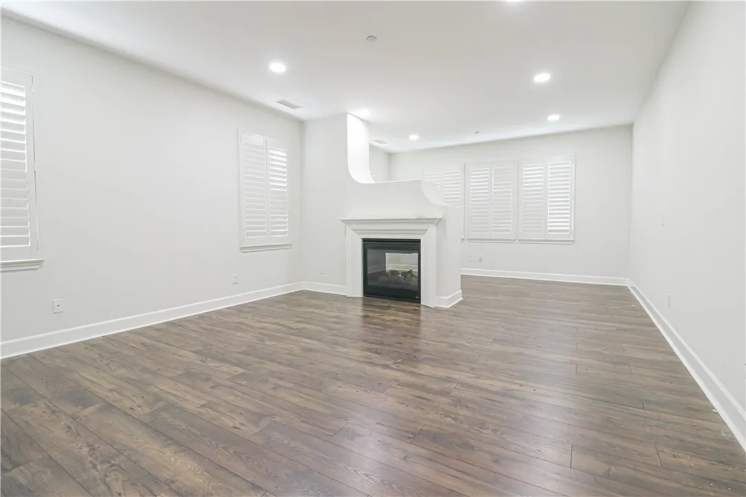 2850 N Stone Pine, Santa Ana, California 92706 home-pic-28