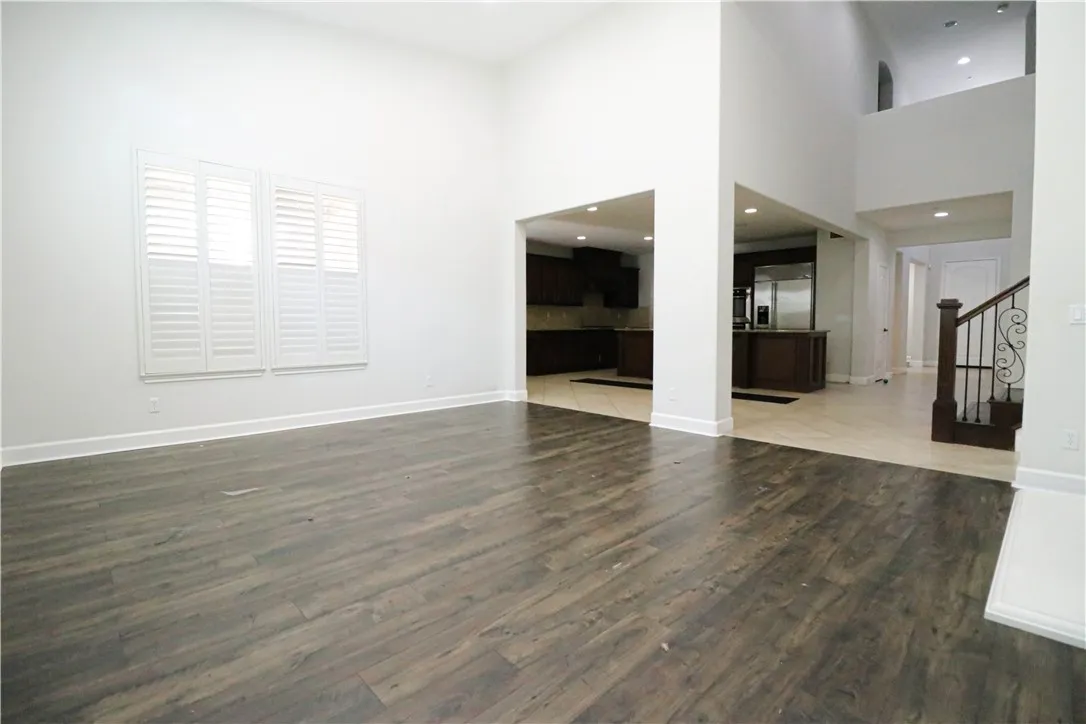 2850 N Stone Pine, Santa Ana, California 92706 home-pic-13