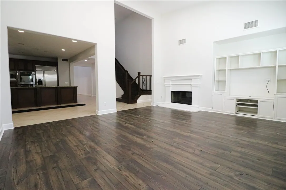 2850 N Stone Pine, Santa Ana, California 92706 home-pic-14
