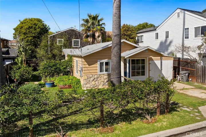 244 Windward Avenue, Pismo Beach, California 93449