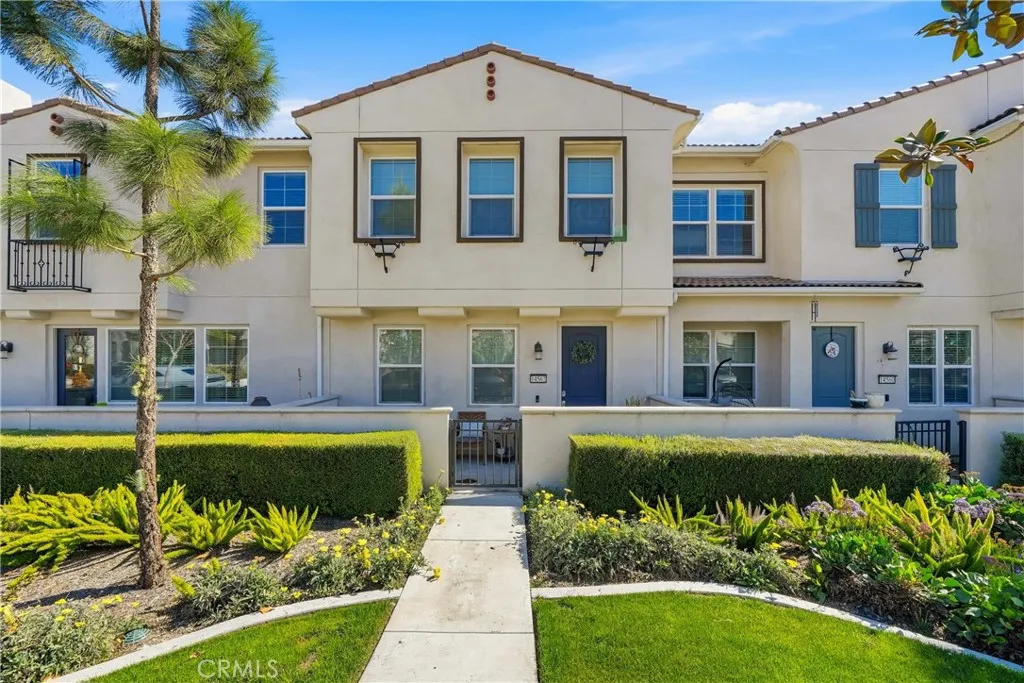 14562 Sienna Place, Eastvale, California 92880 home-pic-1