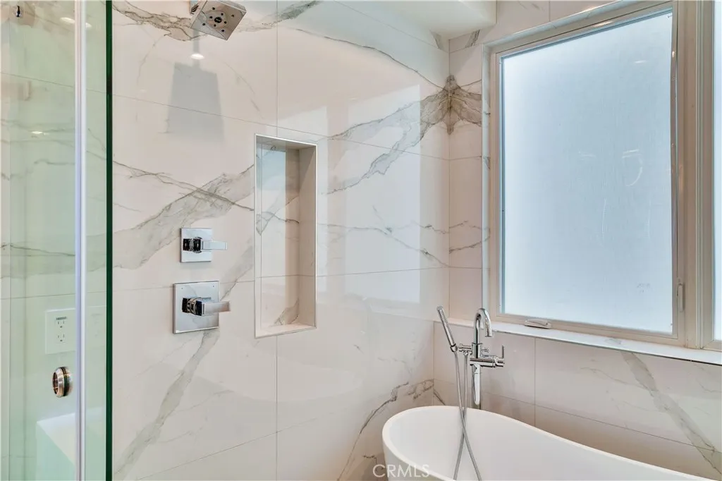 719 1st Place, Hermosa Beach, California 90254 home-pic-46
