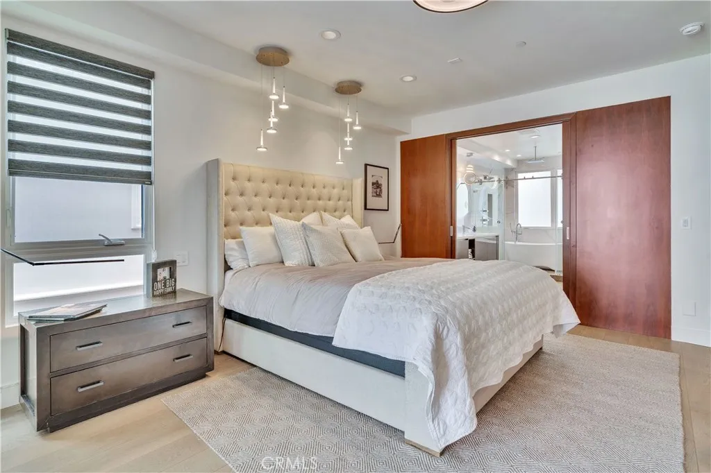 719 1st Place, Hermosa Beach, California 90254 home-pic-53
