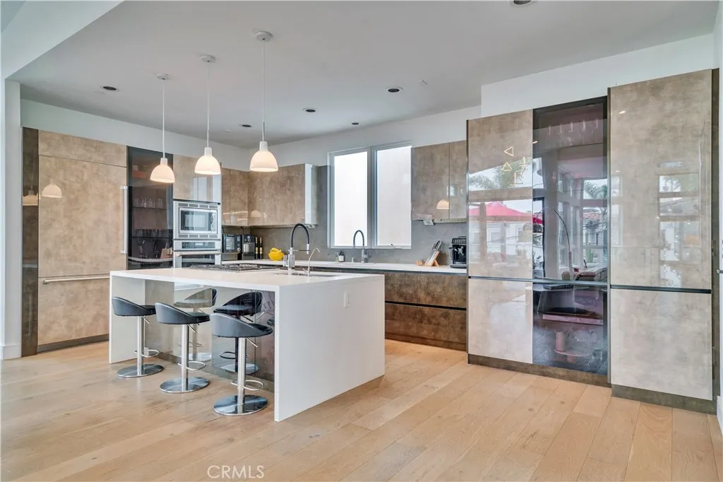 719 1st Place, Hermosa Beach, California 90254 home-pic-19