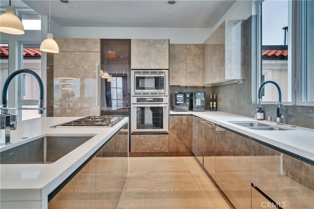 719 1st Place, Hermosa Beach, California 90254 home-pic-24