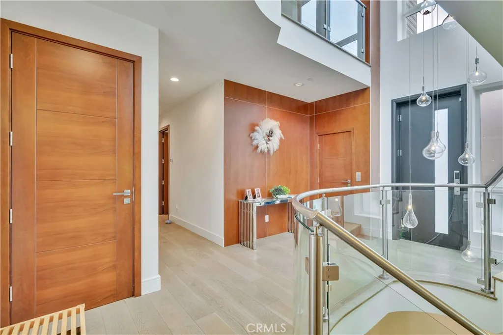719 1st Place, Hermosa Beach, California 90254 home-pic-31