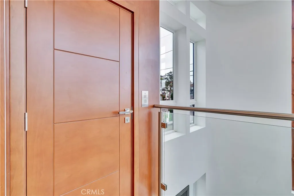 719 1st Place, Hermosa Beach, California 90254 home-pic-15