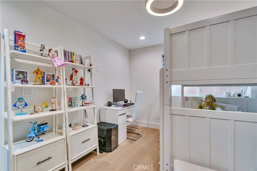 719 1st Place, Hermosa Beach, California 90254 home-pic-65