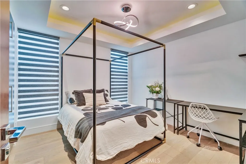 719 1st Place, Hermosa Beach, California 90254 home-pic-35
