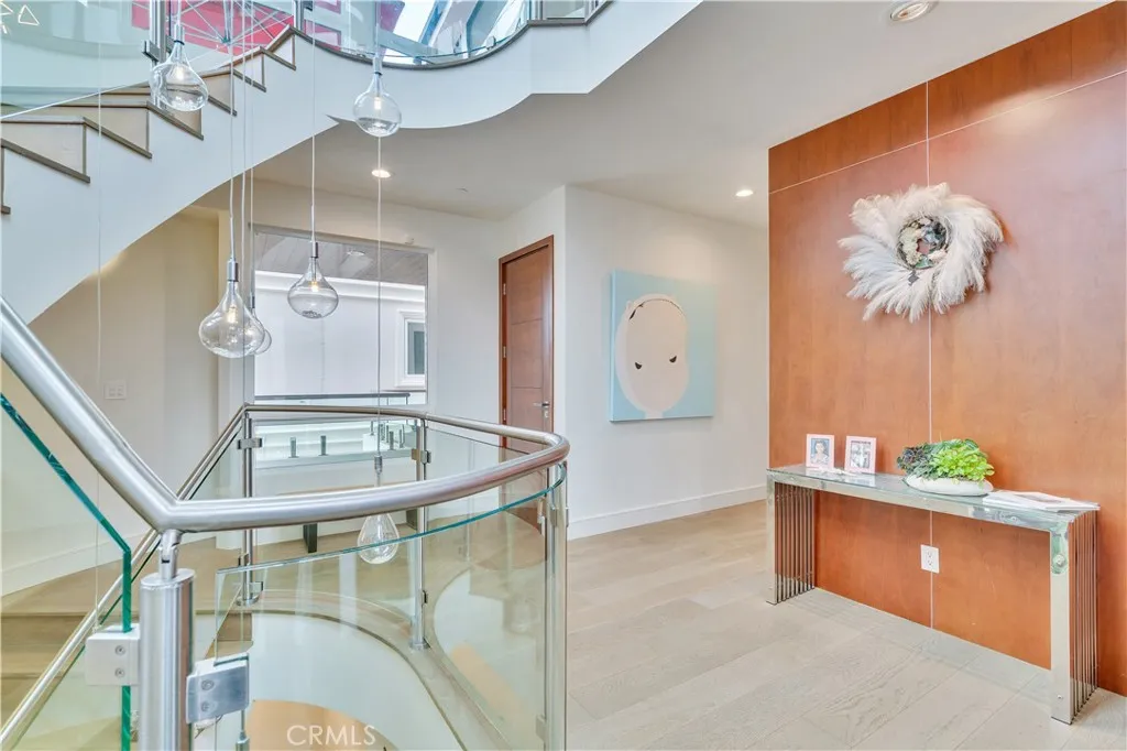 719 1st Place, Hermosa Beach, California 90254 home-pic-33