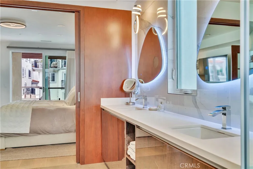 719 1st Place, Hermosa Beach, California 90254 home-pic-48