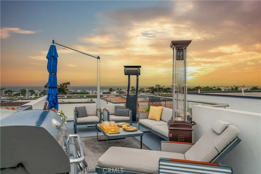 719 1st Place, Hermosa Beach, California 90254 home-pic-69
