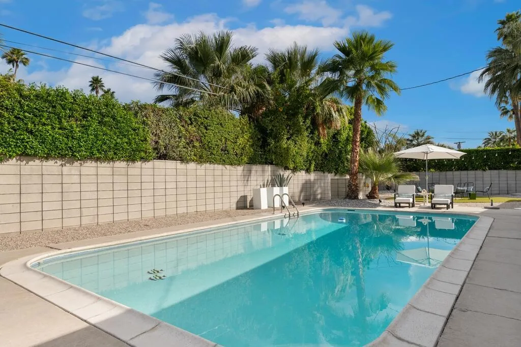 282 N Orchid Tree Lane, Palm Springs, California 92262 home-pic-32