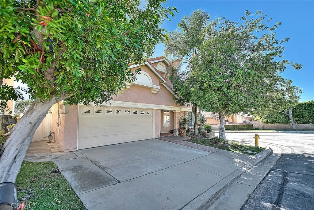 10211 Corkwood Court, Rancho Cucamonga, California 91737 home-pic-2