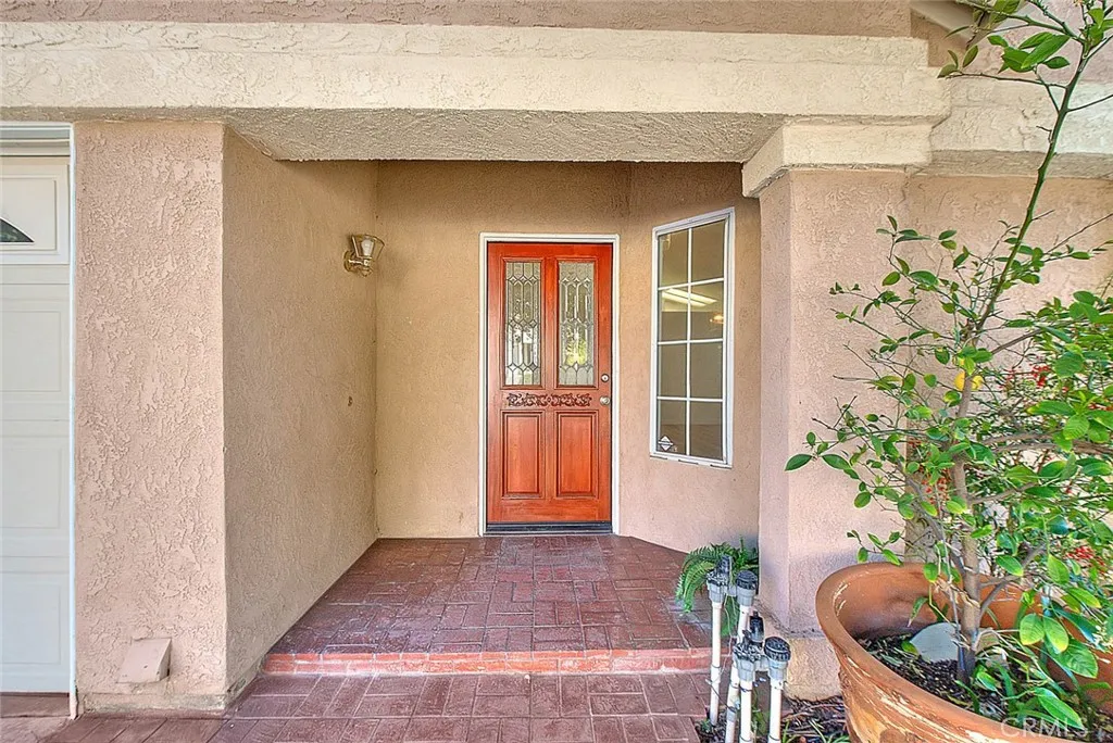 10211 Corkwood Court, Rancho Cucamonga, California 91737 home-pic-4