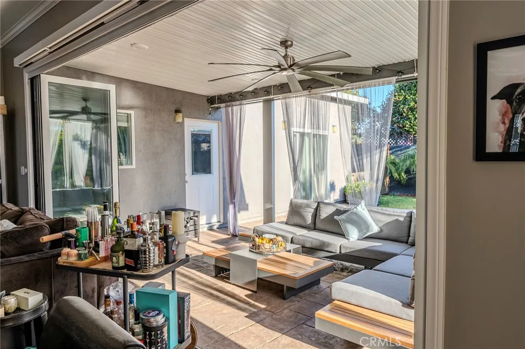 6841 E Bacarro, Long Beach, California 90815 home-pic-17