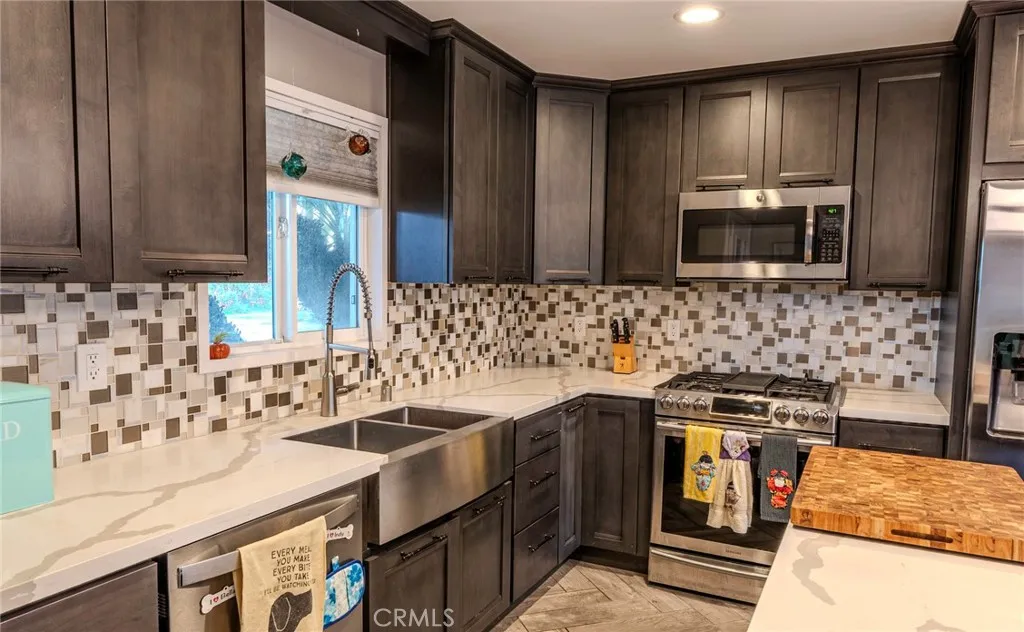 6841 E Bacarro, Long Beach, California 90815 home-pic-10