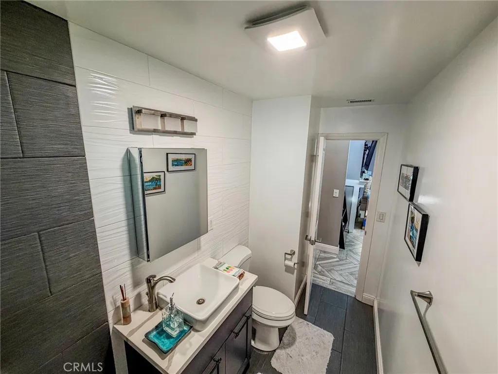 6841 E Bacarro, Long Beach, California 90815 home-pic-22