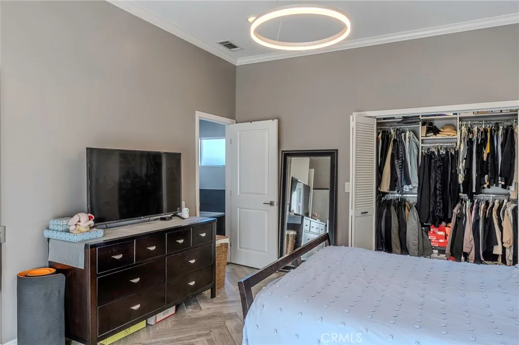 6841 E Bacarro, Long Beach, California 90815 home-pic-43