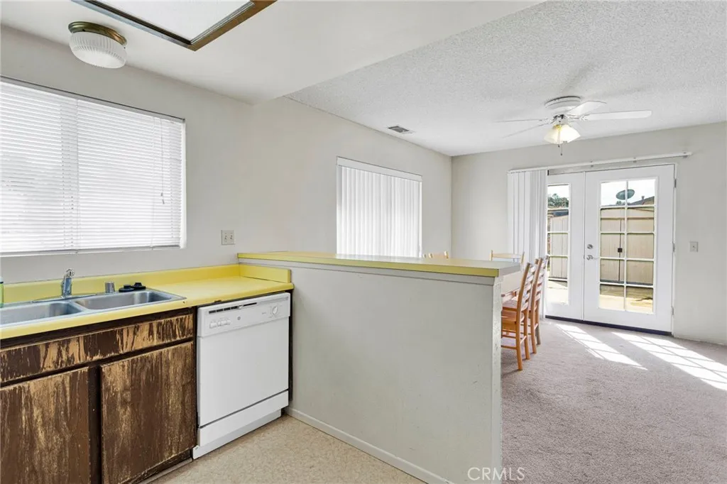 11591 Kiowa Road, Apple Valley, California 92308 home-pic-18