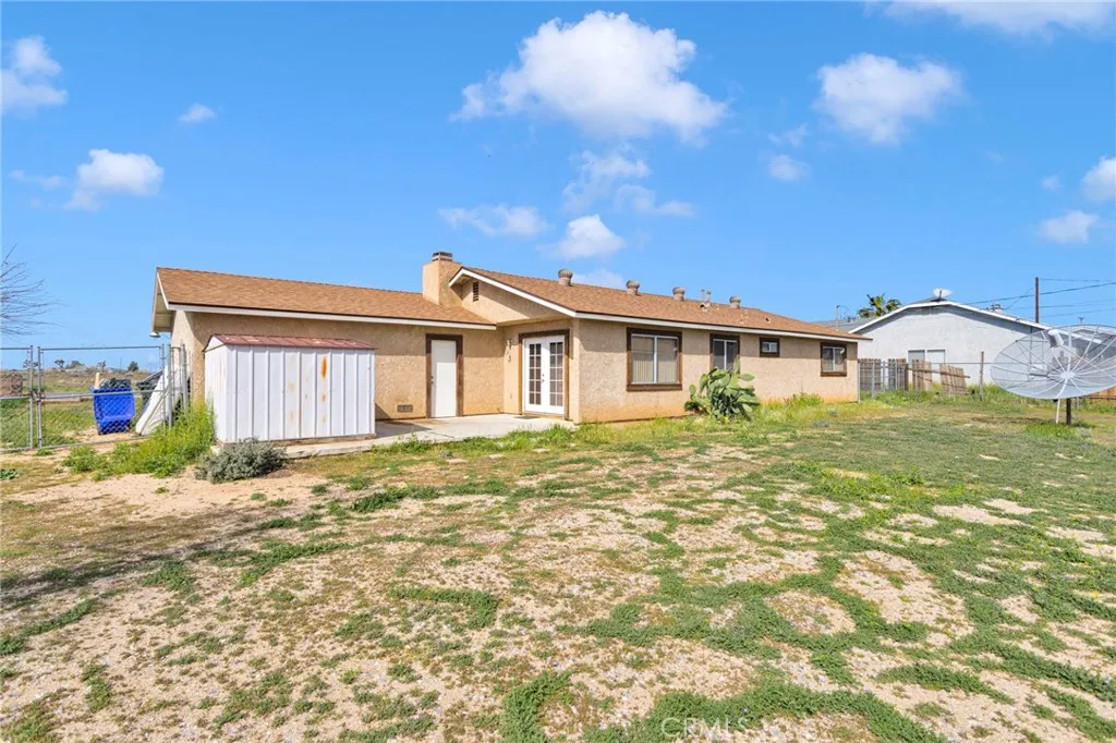 11591 Kiowa Road, Apple Valley, California 92308 home-pic-35