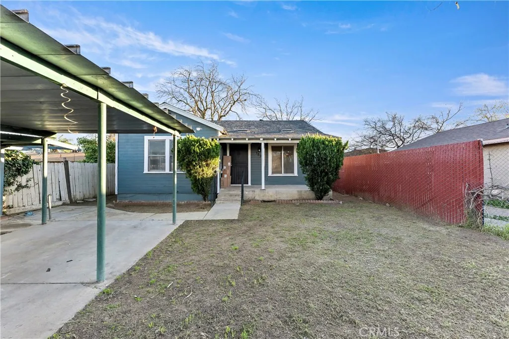 129 W Atchison, Fresno, California 93706 home-pic-1