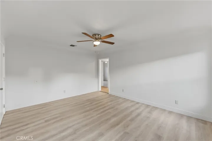Living Room Picture 1 - Without Virtual Staging