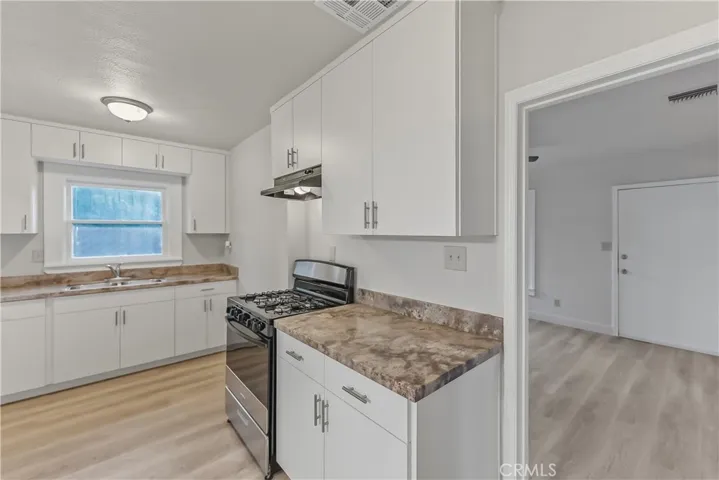 129 W Atchison, Fresno, California 93706