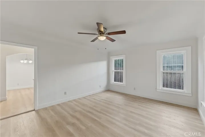Living Room Picture 2 - Without Virtual Staging