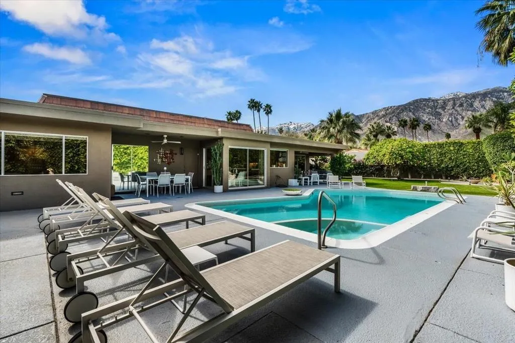 1606 E Via Estrella, Palm Springs, California 92264 home-pic-5
