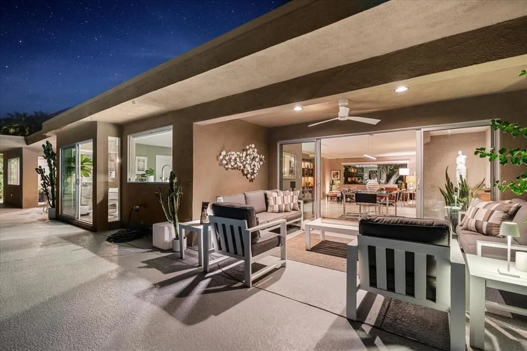 1606 E Via Estrella, Palm Springs, California 92264 home-pic-11