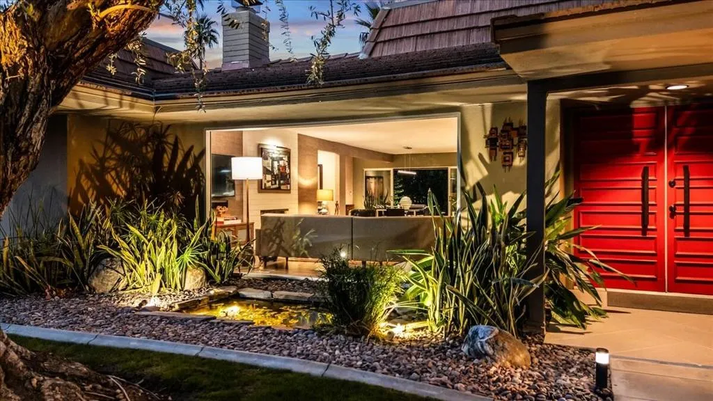 1606 E Via Estrella, Palm Springs, California 92264 home-pic-16